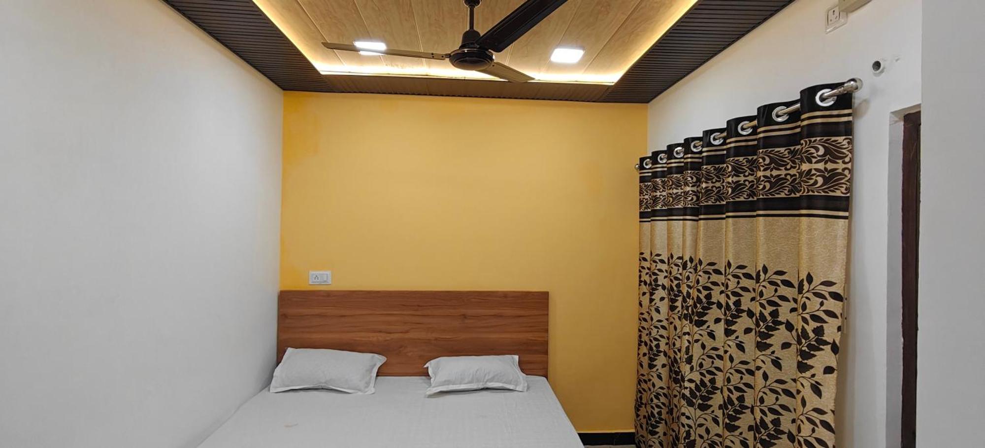 Hotel Mashaal- A Light Lit By Vidhata Jhānsi Екстериор снимка